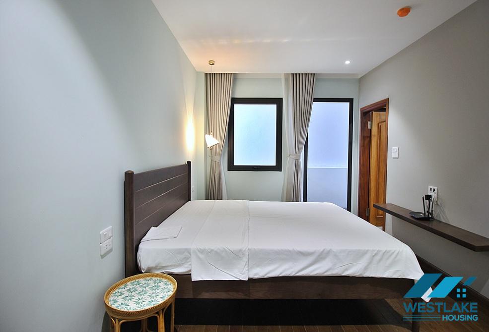 A bright 02 bedrooms apartment with lake view in Tay Ho, Ha Noi for lease