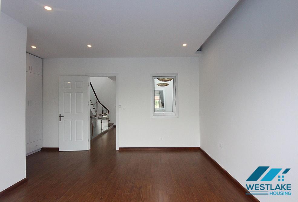 Beautiful modern 5 bedroom house for rent in Dang Thai Mai, Tay Ho