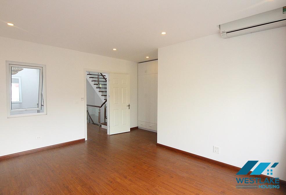 Beautiful modern 5 bedroom house for rent in Dang Thai Mai, Tay Ho