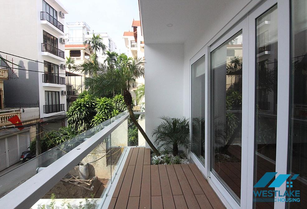 Beautiful modern 5 bedroom house for rent in Dang Thai Mai, Tay Ho