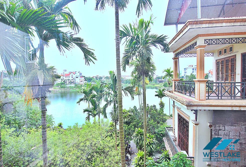 Bright, spacious apartment for rent on Au Co street, Tay Ho, Ha Noi