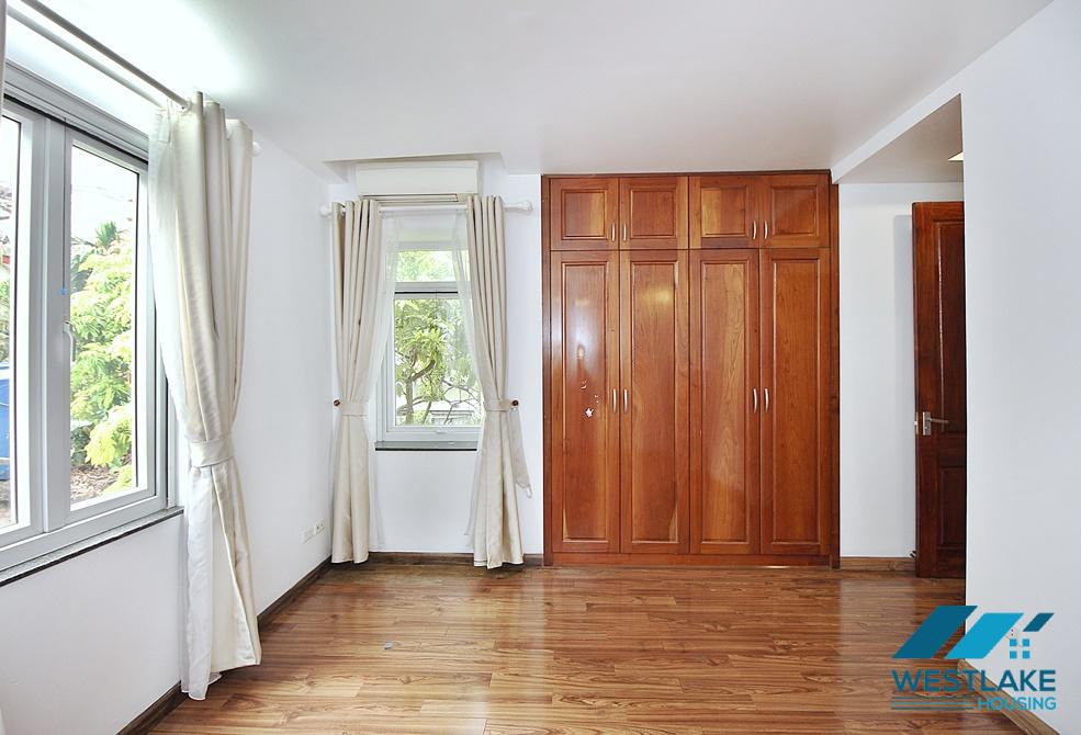 A spacious 5 bedroom house for lease in Tay Ho, Ha Noi