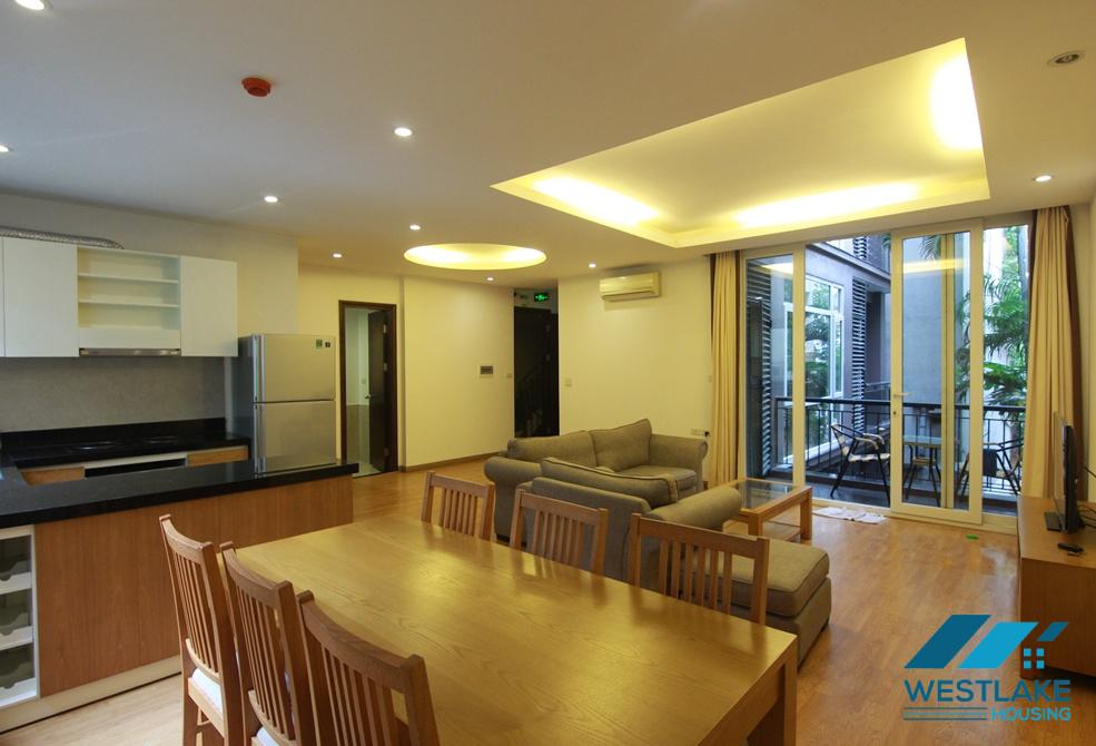 Nice 3 bedrooms apartment for lease in Xuan Dieu area , Tay Ho, Ha Noi