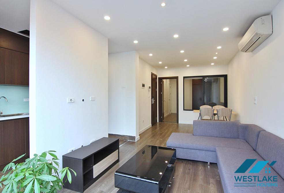Good quality apartment for rent in Xuan Dieu area, Tay Ho district, Ha Noi
