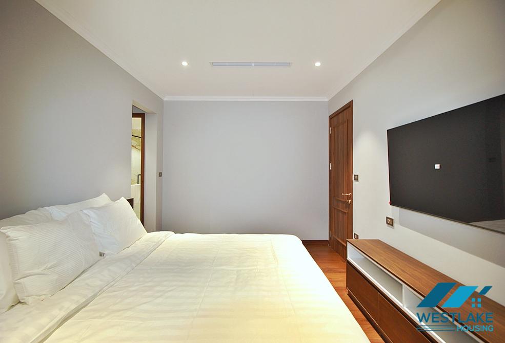 High floor and brand new 4 bedrooms apartment for rent in Tay Ho, Ha Noi