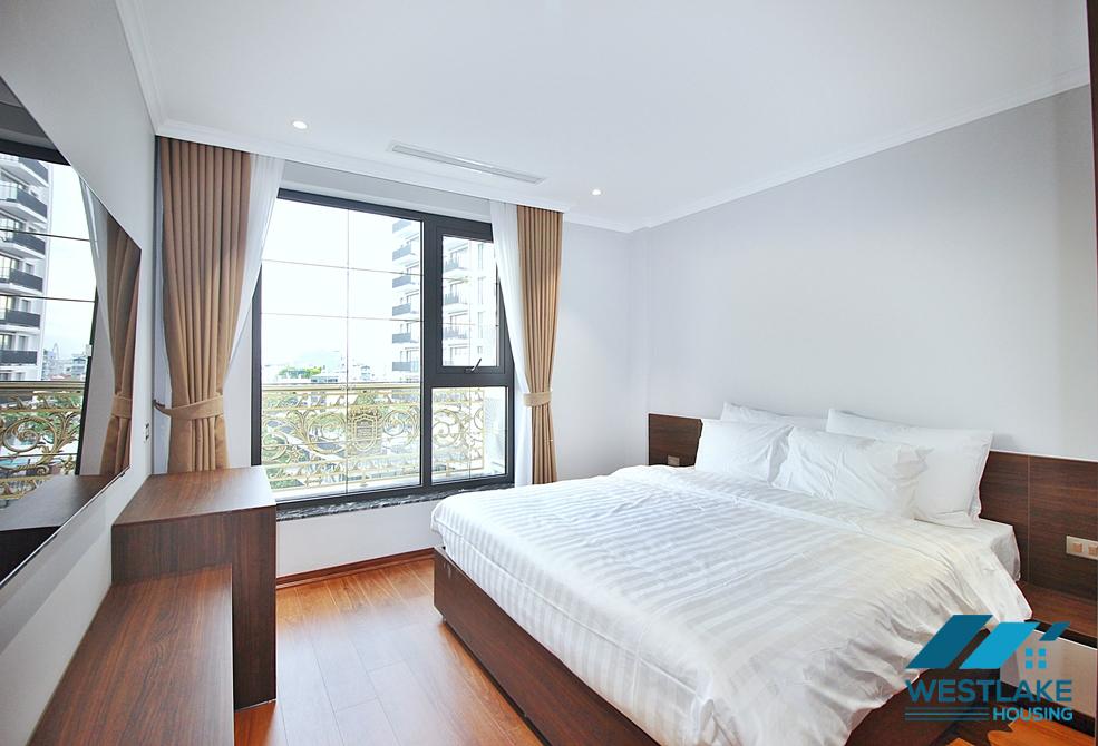 High floor and brand new 4 bedrooms apartment for rent in Tay Ho, Ha Noi