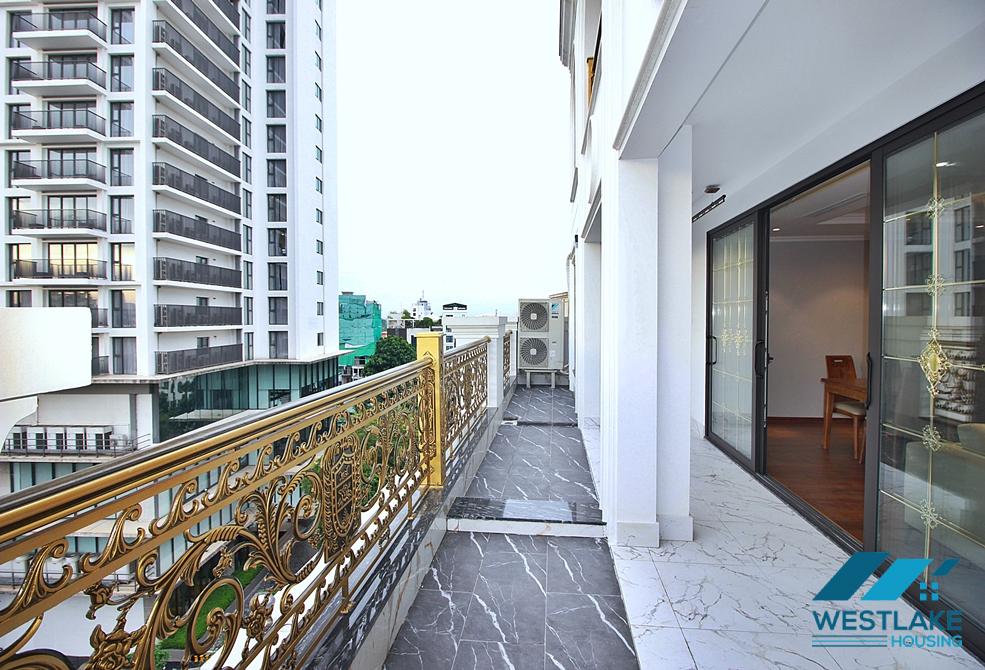 High floor and brand new 4 bedrooms apartment for rent in Tay Ho, Ha Noi