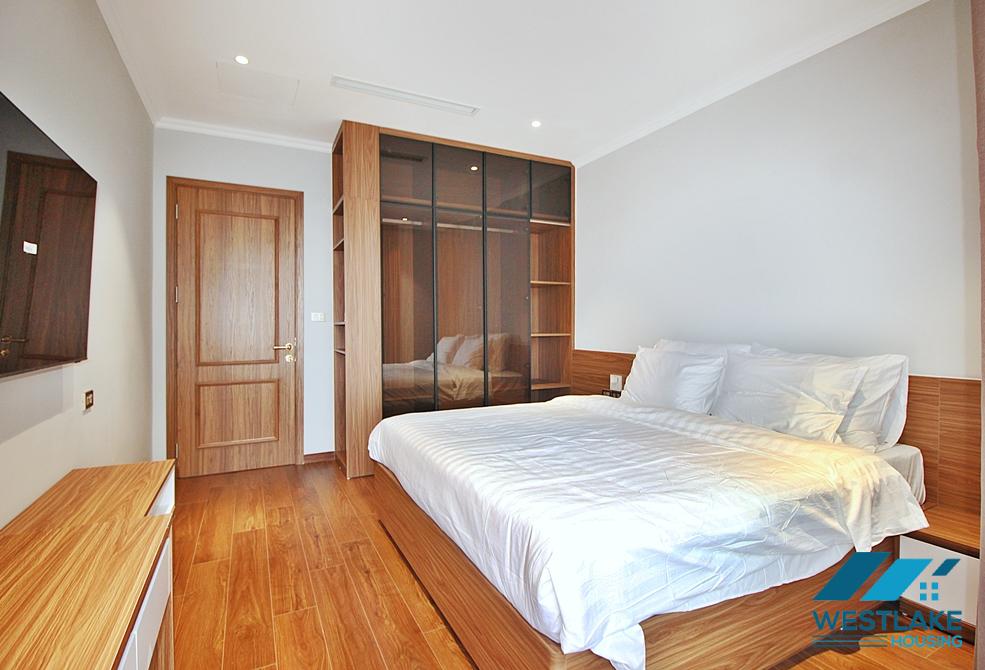 Morden and high floor 3 bedrooms apartment for rent in Tay Ho, Ha Noi