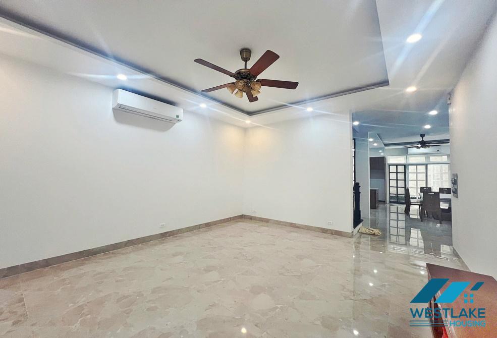 Nhà đẹp cho thuê tại khu đô thị Ciputra, quận Tây Hồ, Hà Nội