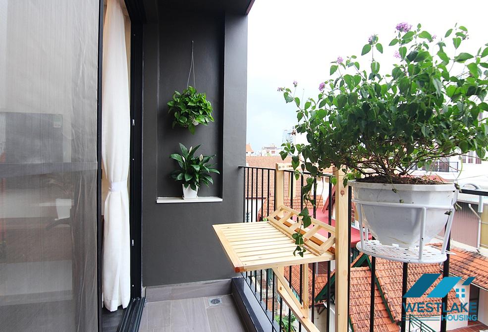 A modern and bright one bedroom apartment for rent in To Ngoc Van area, Tay Ho, Ha Noi