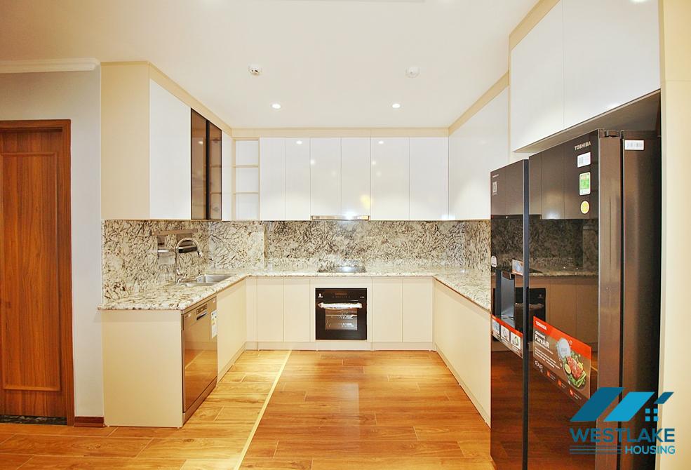 Bright and cozy 3 bedrooms apartment for rent in Tay Ho, Ha Noi