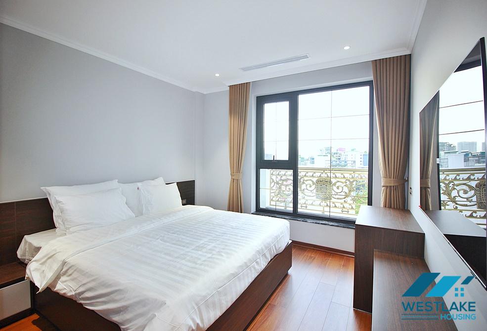 Cho Thuê Căn Hộ 4 Phòng Ngủ Mới Đẹp, Hiện Đại, Ở Tầng Cao Tòa Nhà Tại Tây Hồ, Hà Nội