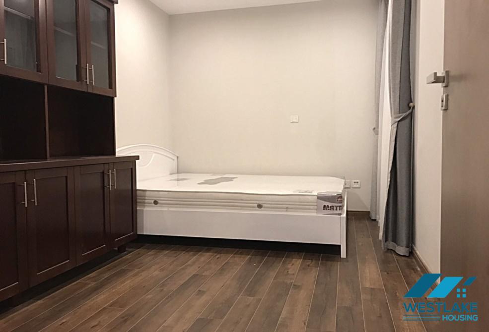 Căn hộ ba phòng ngủ tuyệt đẹp và đầy đủ tiện nghi tại Ciputra, quận Tây Hồ, Hà Nội