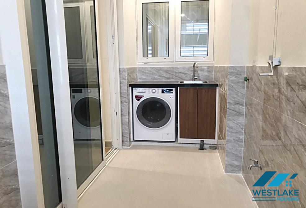 Căn hộ ba phòng ngủ tuyệt đẹp và đầy đủ tiện nghi tại Ciputra, quận Tây Hồ, Hà Nội