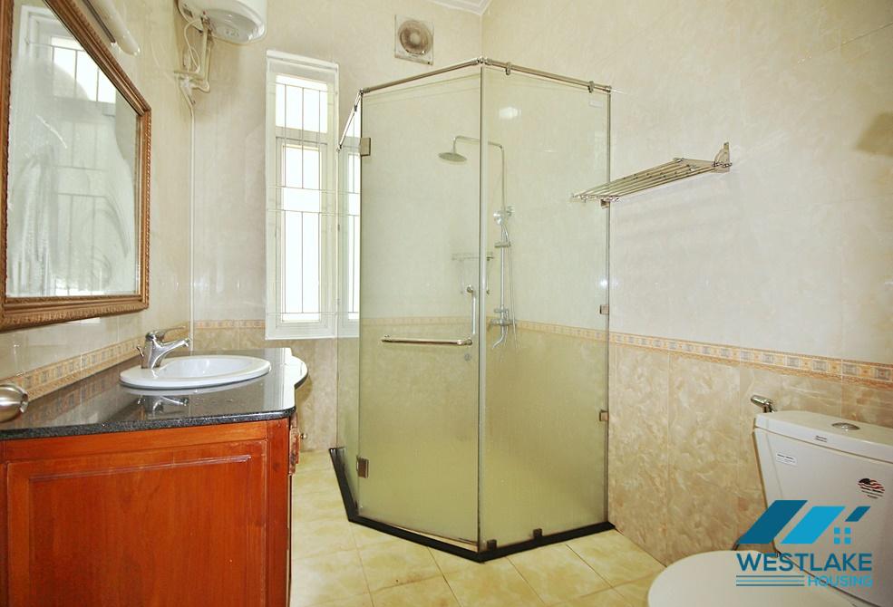 Cho Thuê Nhà 5 Phòng Ngủ Rông Thoáng, Có Hồ Bơi Ngoài Trời Tại Đặng Thai Mai, Tây Hồ, Hà Nội