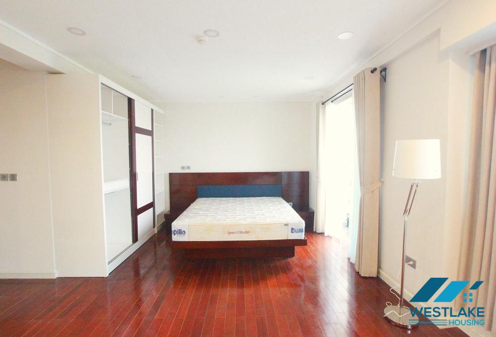 Three bedrooms apartment for rent in Ciputra,Tay Ho, Hanoi