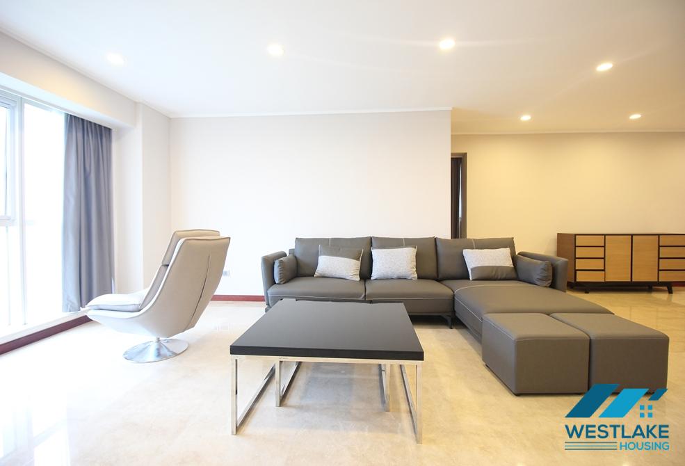 An excellent 4 bedroom apartment for rent in Ciputra L Tower, Tay Ho, Ha Noi