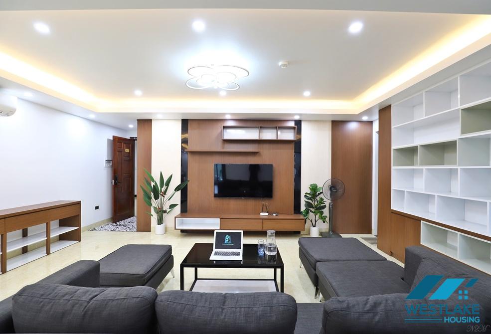 Spacious 02 bedrooms apartment for rent on Xuan La street, Tay Ho, Ha Noi
