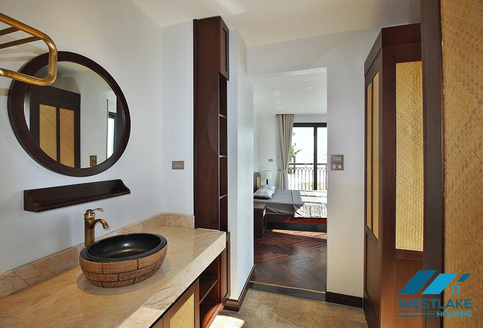 A beautiful 3 bedroom apartment with lake view for rent in Tay Ho, Ha Noi