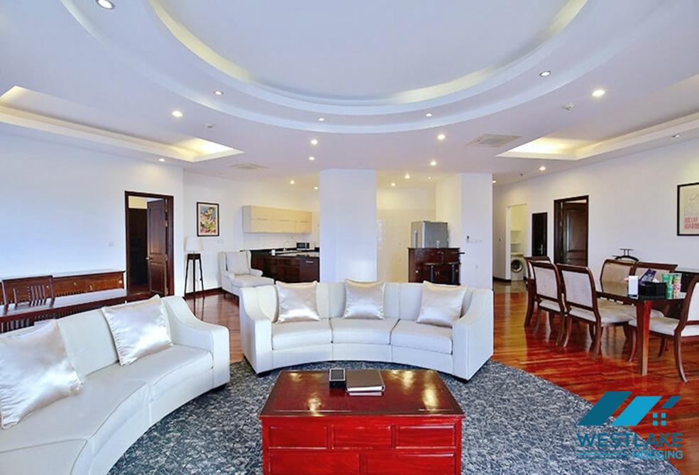 High-class 4 bedrooms serviced apartment for lease in Dang Thai Mai area, Tay Ho, Ha Noi