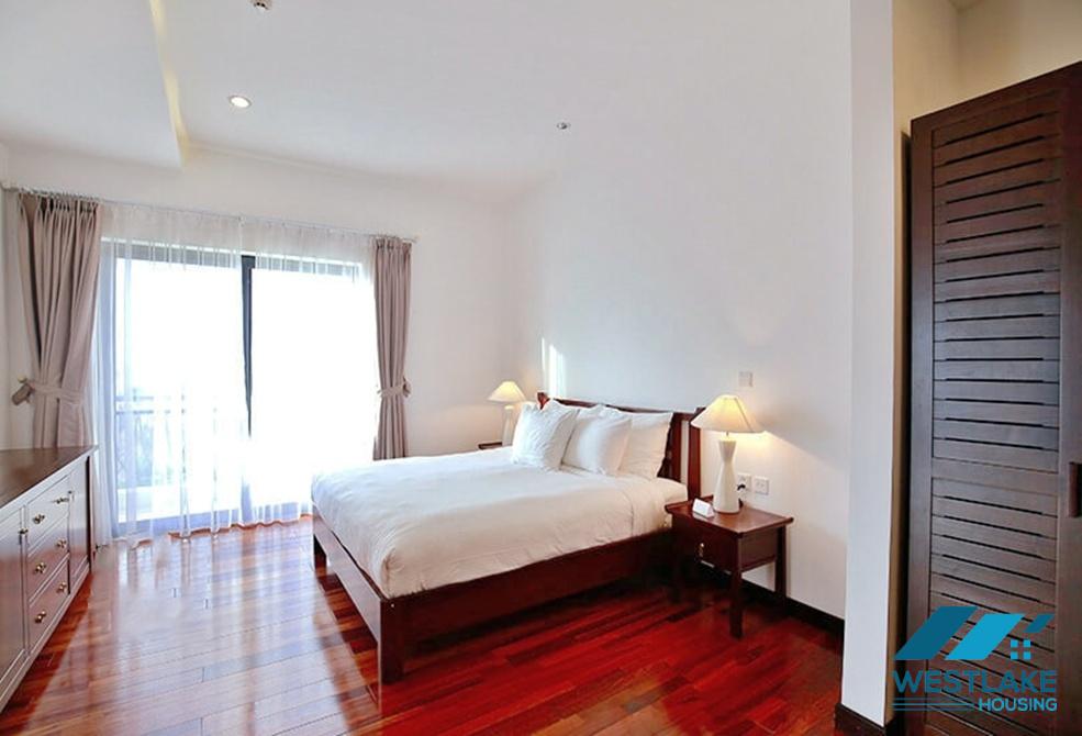 High-class 4 bedrooms serviced apartment for lease in Dang Thai Mai area, Tay Ho, Ha Noi