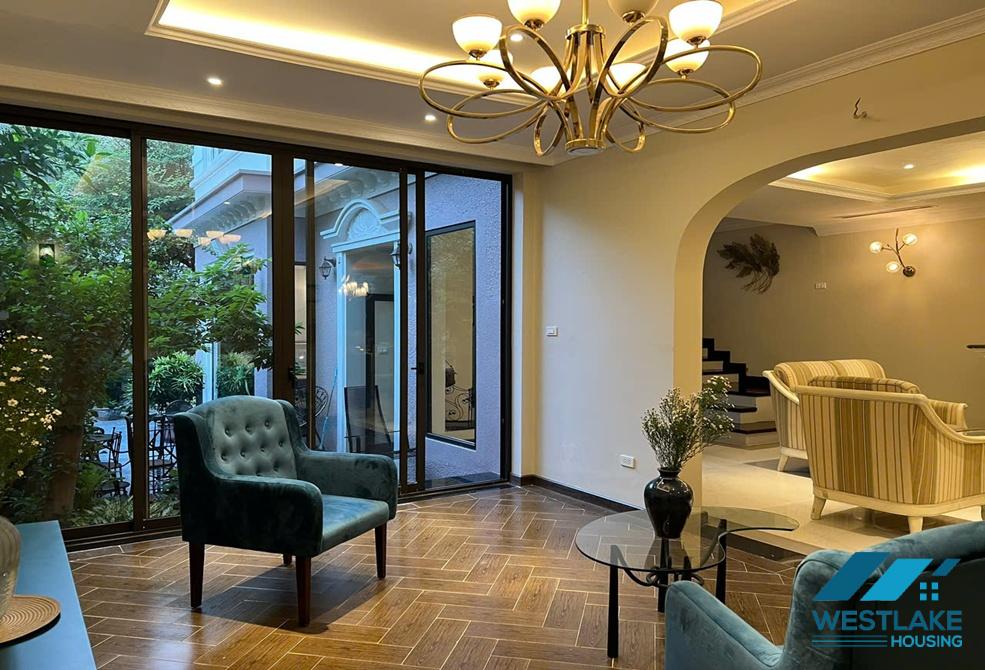 04 bedrooms Ciputra Villa with large Garden for Rent