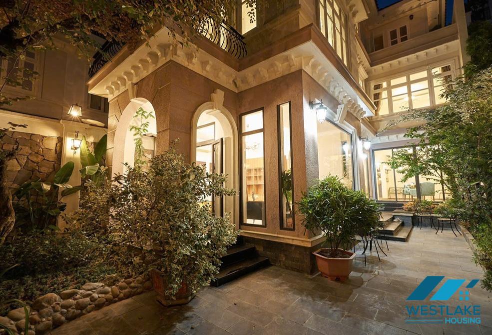 04 bedrooms Ciputra Villa with large Garden for Rent