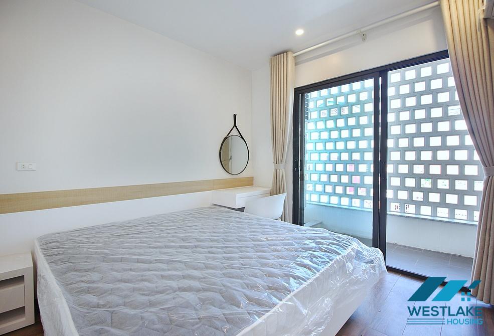 Căn Hộ 1 Phòng Ngủ Hiện Đại Cho Thuê Tại Xuân Diệu, Tây Hồ, Hà Nội