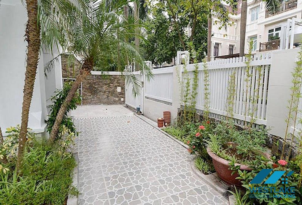 High quality house with modern furniture for rent in Ciputra, Tay Ho, Ha Noi
