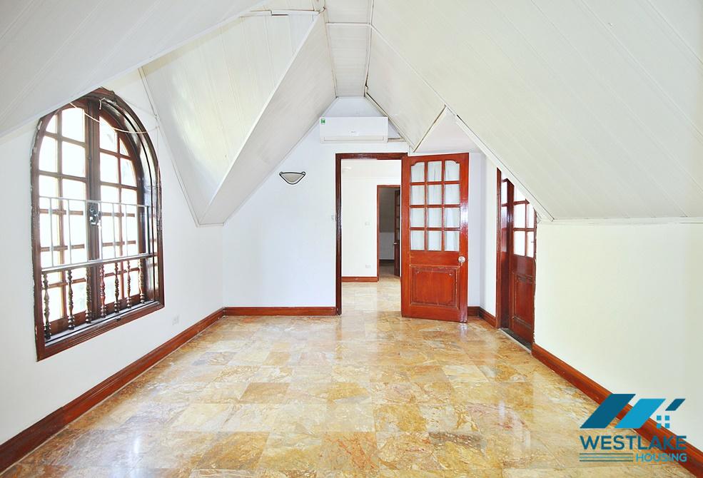A large unfurnished house for rent in Tay Ho, Ha Noi