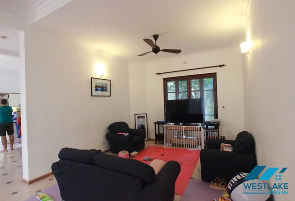 A cozy 5 bedroom house with pool for rent in Tay Ho, Ha Noi