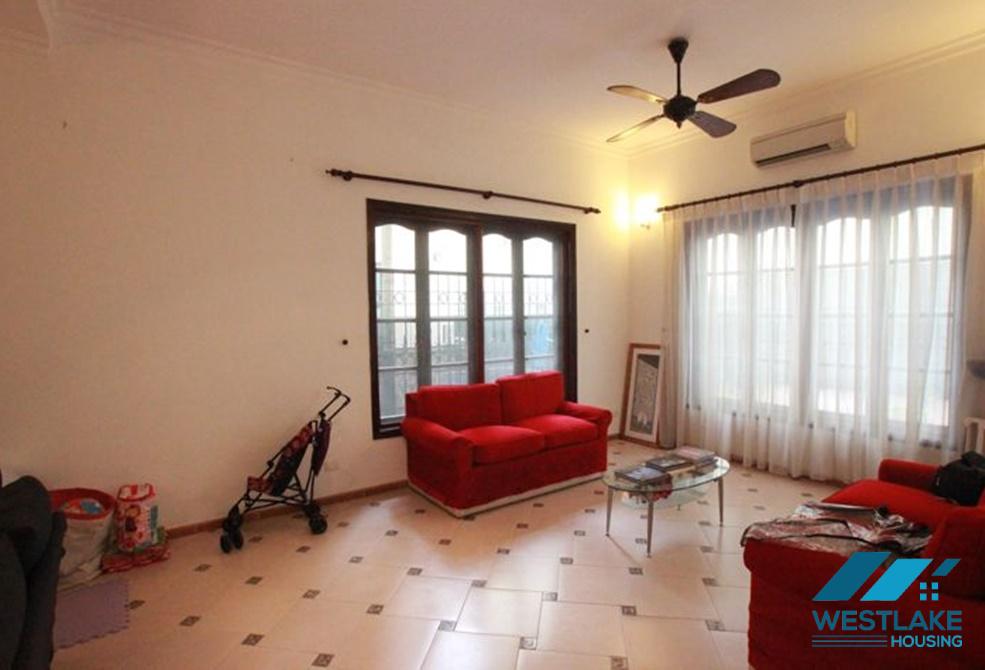 A cozy 5 bedroom house with pool for rent in Tay Ho, Ha Noi