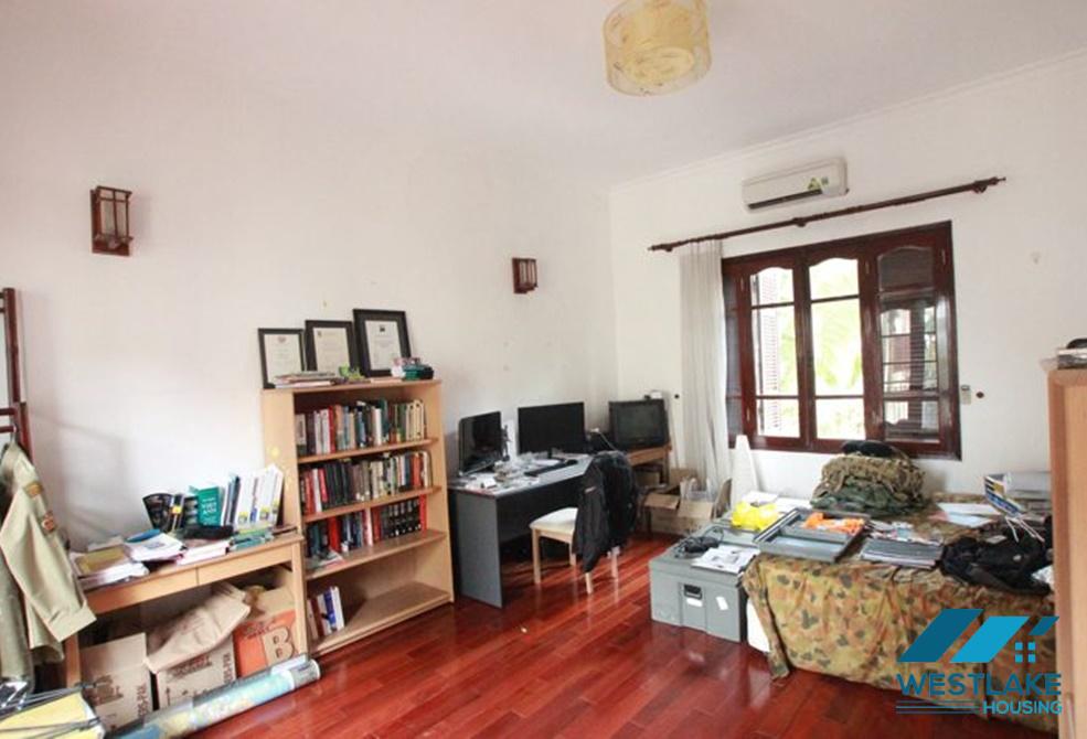 A cozy 5 bedroom house with pool for rent in Tay Ho, Ha Noi