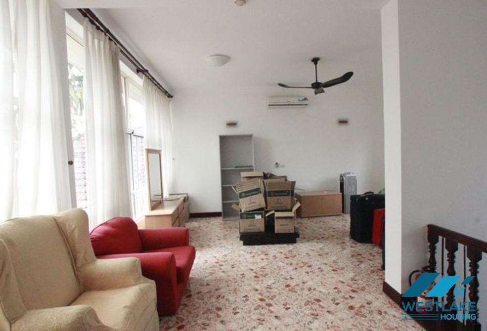 A cozy 5 bedroom house with pool for rent in Tay Ho, Ha Noi