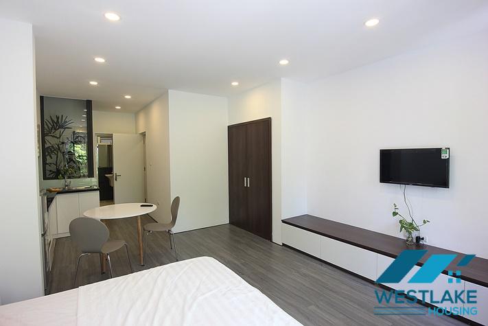 Căn Hộ Studio Đẹp Cho Thuê Tại Xuân Diệu Tây Hồ, Hà Nội