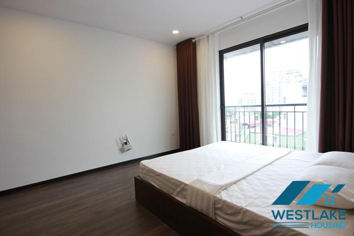 Cho Thuê Căn Hộ 2 Phòng Ngủ Đẹp Thoáng Sáng, View Hồ Xuân Diệu, Tây Hồ, Hà Nội
