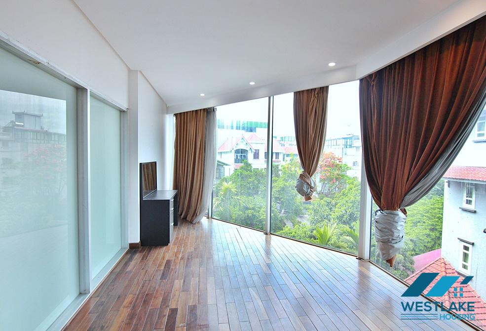 An unique rooftop swimming pool for rent in Tay Ho, Ha Noi