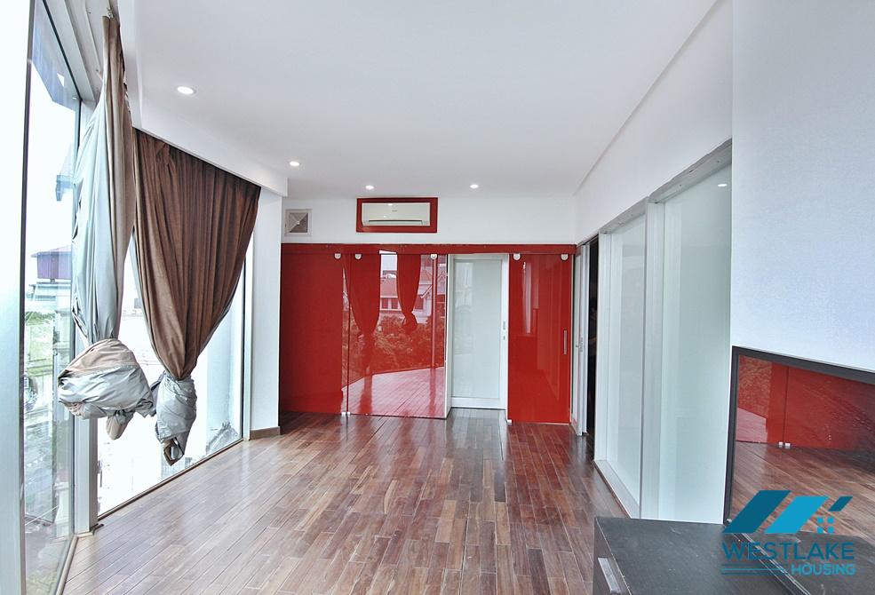 An unique rooftop swimming pool for rent in Tay Ho, Ha Noi