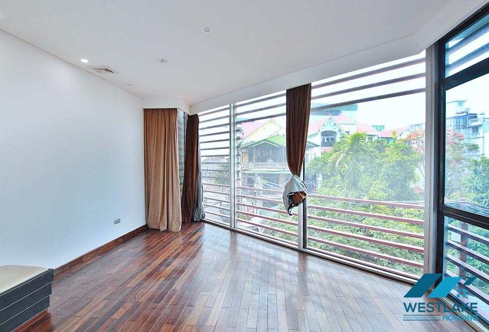 An unique rooftop swimming pool for rent in Tay Ho, Ha Noi
