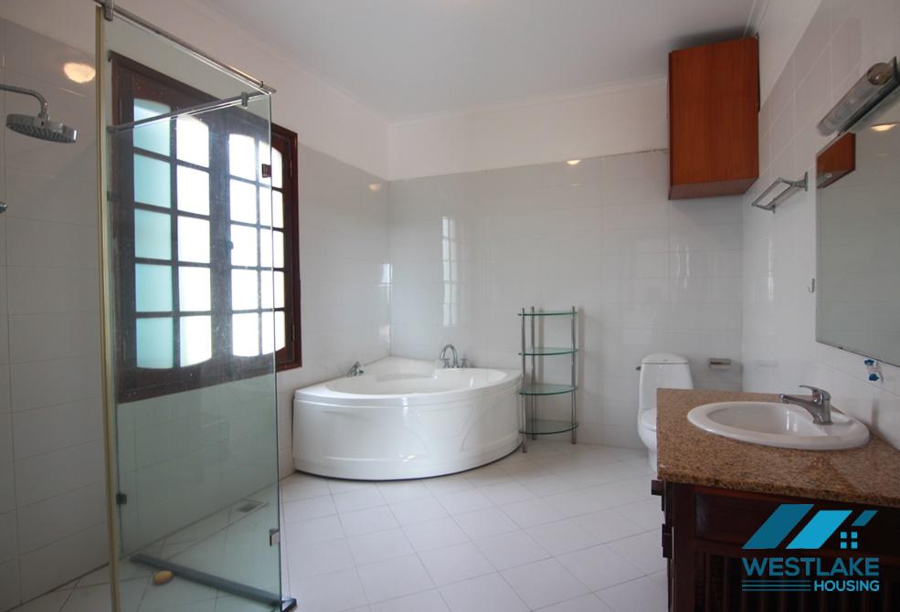 A spacious 5 bedroom house for rent in Tay Ho, Ha Noi