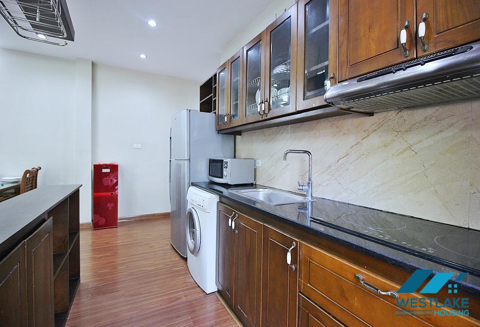 Spacious one bedroom apartment for rent in Dang Thai Mai, Tay Ho, Ha Noi