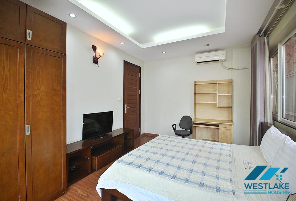 Spacious one bedroom apartment for rent in Dang Thai Mai, Tay Ho, Ha Noi