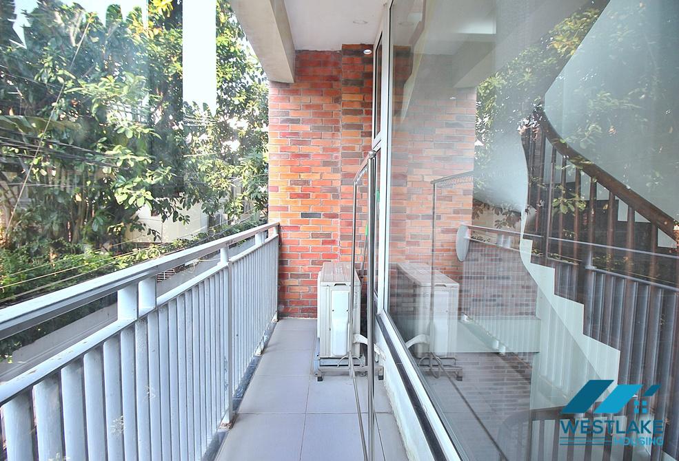 Spacious one bedroom apartment for rent in Dang Thai Mai, Tay Ho, Ha Noi