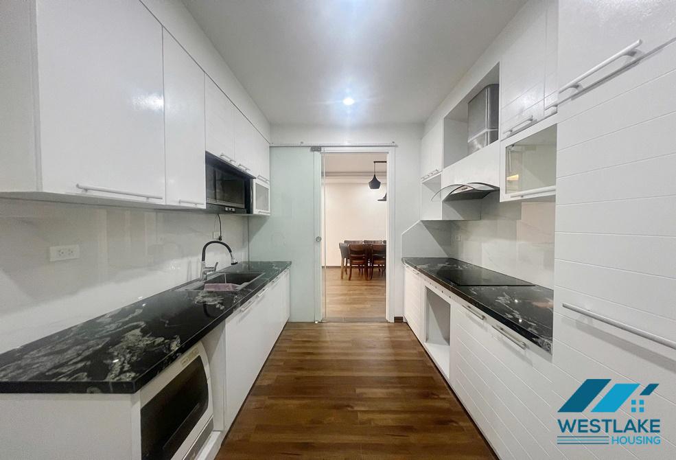 CHO THUÊ CĂN HỘ 3 PHÒNG NGỦ – TÒA E5 CIPUTRA – NỘI THẤT MỚI