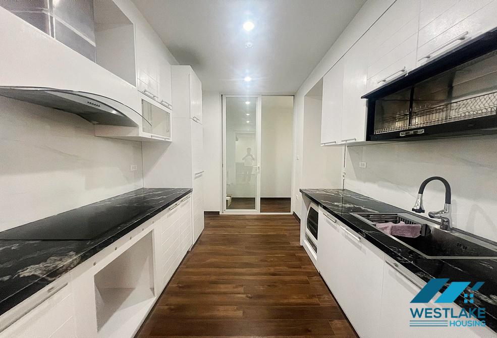 CHO THUÊ CĂN HỘ 3 PHÒNG NGỦ – TÒA E5 CIPUTRA – NỘI THẤT MỚI