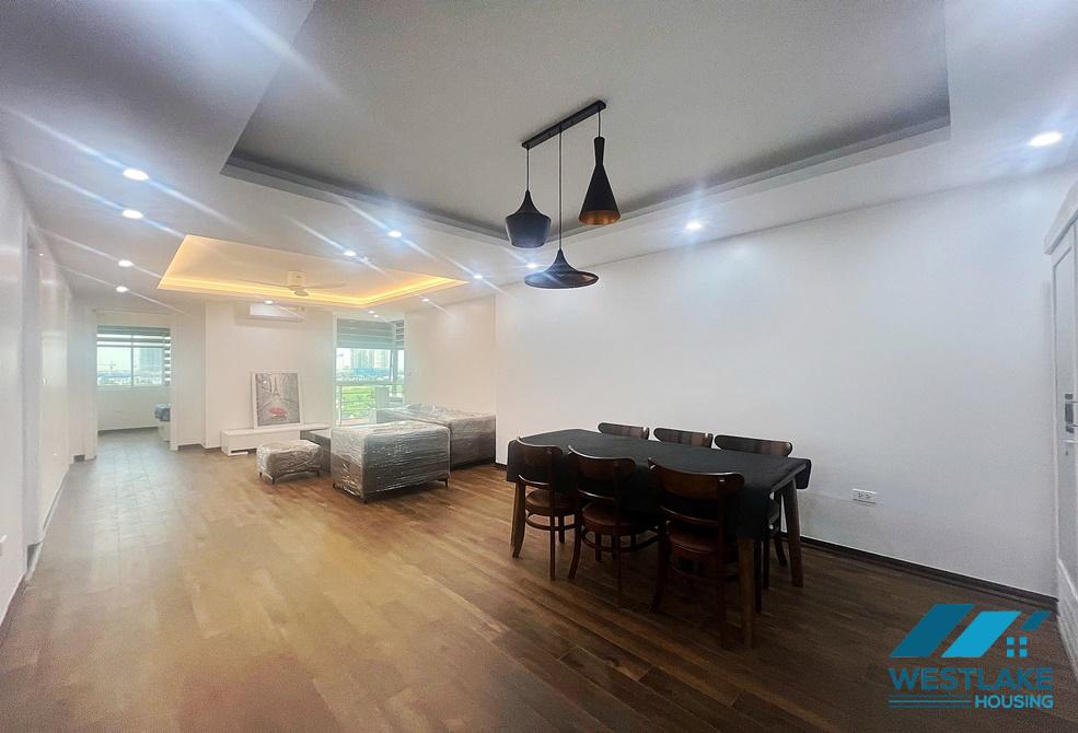 CHO THUÊ CĂN HỘ 3 PHÒNG NGỦ – TÒA E5 CIPUTRA – NỘI THẤT MỚI
