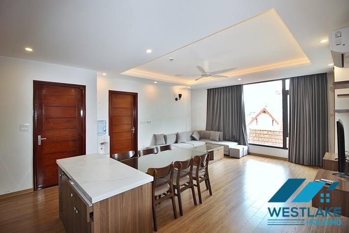 Căn Hộ Tuyệt Đẹp 2 phòng ngủ Với Ánh Sáng Tự Nhiên Tốt  Cho Thuê Tại Xuân Diệu, Tây Hồ, Hà Nội