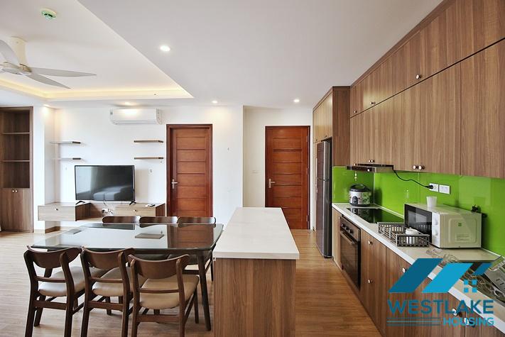Căn Hộ Tuyệt Đẹp 2 phòng ngủ Với Ánh Sáng Tự Nhiên Tốt  Cho Thuê Tại Xuân Diệu, Tây Hồ, Hà Nội