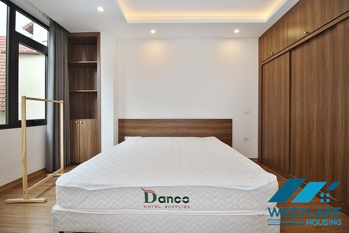 Căn hộ 2 phòng ngủ sang trọng với tầm nhìn tuyệt đẹp ra thành phố cho thuê tại Xuân Diệu