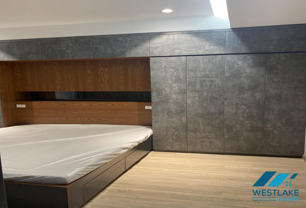CHO THUÊ CĂN HỘ 3 PHÒNG NGỦ ĐẸP TẠI E4 CIPUTRA – MỚI CẢI TẠO, FULL NỘI THẤT